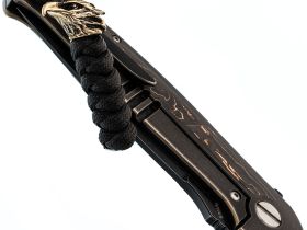 Бусина с темляком Орёл