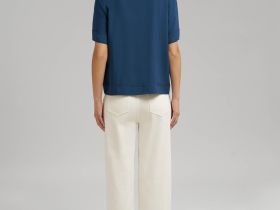 Легкая блузка на пуговицах