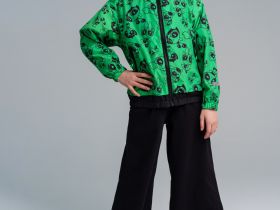 Куртка текстильная с полиуретановым покрытием для девочек (ветровка)