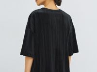 Бархатная футболка, Черный