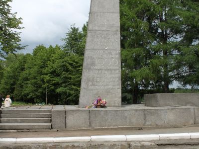 Обелиск советским воинам, принимавшим участие в форсировании реки Свирь в июне 1944 г.