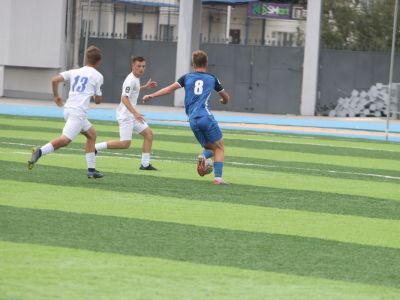 Якутские футболисты на домашнем поле уступили сахалинцам