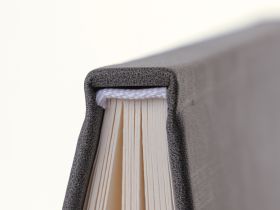 Скетчбук для акварели Малевичъ "Veroneze" 20 л 300 г, 70% хлопок, серый, среднее зерно