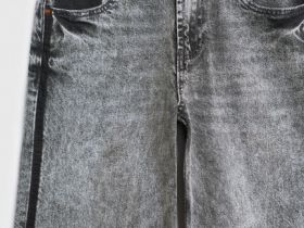 Прямые джинсы со средней посадкой, Серый