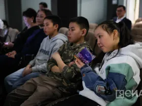 Российские пранкеры встретились с участниками «Муус устар»