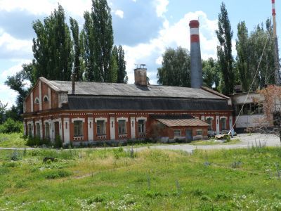 Манеж каменный