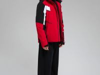 Горнолыжная куртка со съемным капюшоном