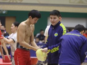 Определены чемпионы Якутии среди юниоров по мас-рестлингу