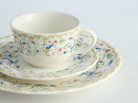 Тарелка Зайчата в кружевах/ Merletto e Coniglietti