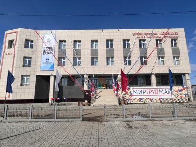 Построенный благодаря АЛРОСА Дворец культуры в Борогонцах отметил трехлетие