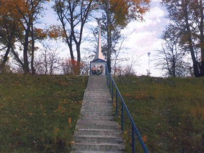 Обелиск в честь воинов-освободителей г. Карачева