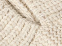 Капор из шерсти