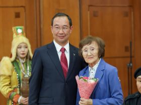 Глава Якутии вручил государственные награды