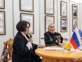 Выставка репродукций картин советских художников о Великой Отечественной войне открылась в Якутске