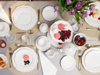 Чайник Emboss White