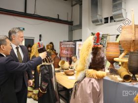 В Якутии отметили 80-летие Бориса Неустроева — Мандар Уус