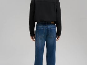 Джинсы объемного кроя