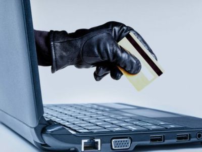 Трое жителей Якутска потеряли на фейковой бирже более 1,8 млн рублей