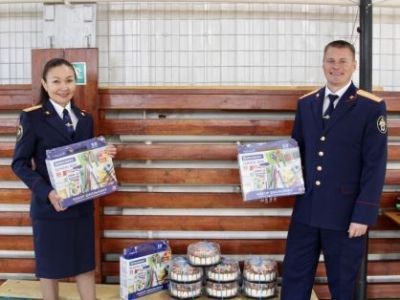 Сотрудники следственного управления  поздравили воспитанников подшефной школы-интерната с Днем знаний