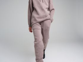 Комплект трикотажный для девочек: джемпер, брюки