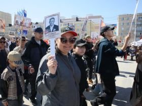 Фото. В Якутске акция «Бессмертный полк» собрала более 50 тысяч человек