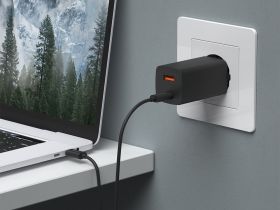 Сетевое зарядное устройство Deppa (11435) Wall charger gan 65W 3.0А USB/Type-C (черный)