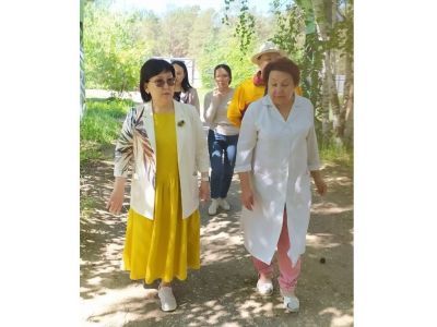 Министр образования Якутии проверила работу загородных детских лагерей