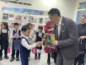 Депутаты Якутской городской Думы приняли участие в открытии Всероссийской недели детской книги
