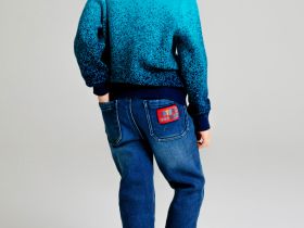 Свитер трикотажный для мальчиков