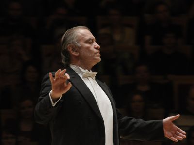 Билеты на Симфонический оркестр Мариинского театра. Валерий Гергиев (Филармония им. Шостаковича. Большой зал) / Концерт | Афиша | ИнфоТаймс