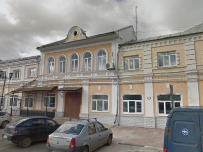 Лавки. Административное здание