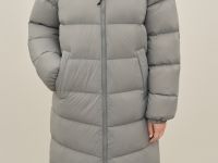 Пуховое пальто с воротником-стойкой