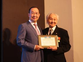 Глава Якутии поздравил с юбилеем Мирного и алмазодобывающей промышленности