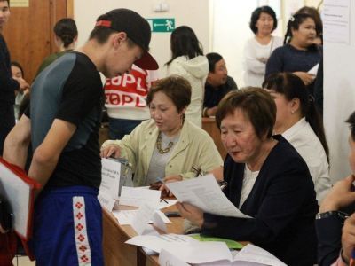 Кадры решают все. В Якутии школы, колледжи и детские сады ищут молодых специалистов