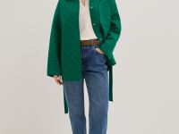 Утепленная куртка с поясом