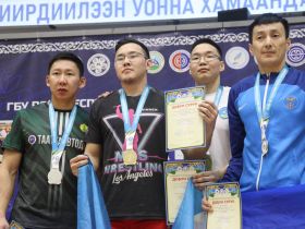 Очередной победой Мегино-Кангаласского улуса завершился чемпионат Якутии по мас-рестлингу
