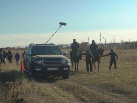 Якутский кинопродюсер спас скакуна от убоя и сделал его главной звездой фильма