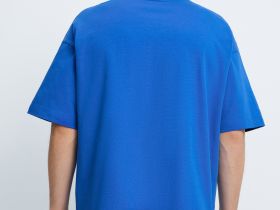 Футболка свободного кроя с принтом из коллаборации с maneken