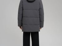 Утепленное стеганое полупальто с капюшоном