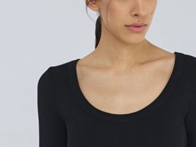 Приталенный лонгслив в рубчик, Черный