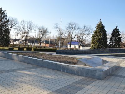 Братская могила воинов