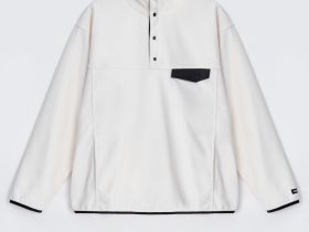 Толстовка с воротником-стойкой