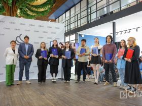 В СВФУ вручили дипломы выпускникам Института зарубежной филологии и регионоведения