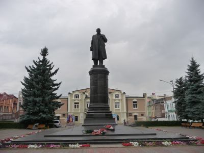 Памятник В.И. Ленину