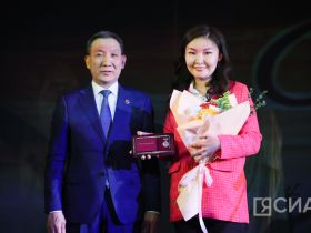 Ежегодник Саха театра посвятили «золотому» выпуску щепкинцев