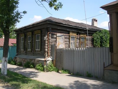 Бывший деревянный дом