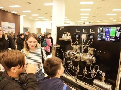 Передовая инженерная школа провела фестиваль биотехнологий во Владивостоке