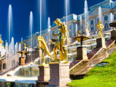 В Петергоф из Петербурга: Большой дворец, 200 фонтанов и морской бриз. Все включено