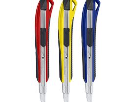 Нож канцелярский Berlingo "Razzor 300" 9 мм, auto-lock, металл. направл., мягкие вставки, желтый, ев