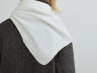 Вязаная косынка, Бежевый